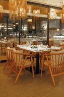 White Hill Hotel Spa & Conference