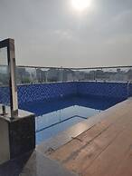 Hotel Lake Heart