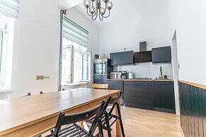 3BR Apt 15 Min from Landstraße Hub