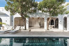Casa Contenta Canggu