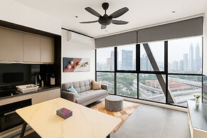 Scarletz Suites