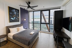 Scarletz Suites
