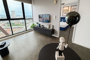 Scarletz Suites