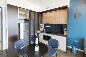 Scarletz Suites