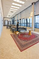 Scarletz Suites