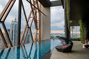 Scarletz Suites