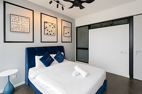 Scarletz Suites