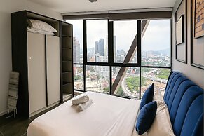 Scarletz Suites