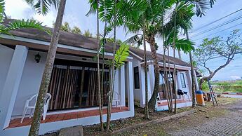 Baan Phu Chalong Place