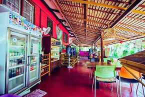 Bananas Bungalows