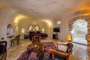 Rose Moon Cave