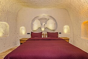 Rose Moon Cave