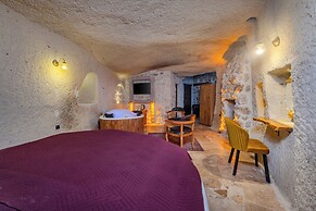 Rose Moon Cave