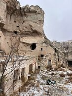Rose Moon Cave