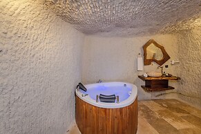 Rose Moon Cave