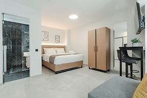 TOWER 15 Suites