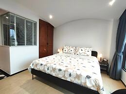 Venetian Signature Condominium