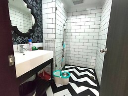 Venetian Signature Condominium