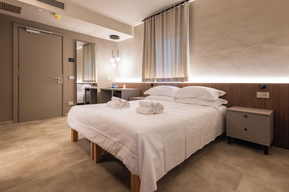 Aima Boutique Rooms
