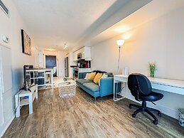 Lux Lakeview Suite CNTower Free Parking