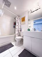 Lux Lakeview Suite CNTower Free Parking