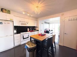 Lux Lakeview Suite CNTower Free Parking
