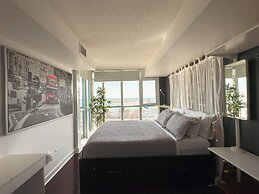 Lux Lakeview Suite CNTower Free Parking