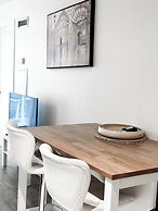 Lux Lakeview Suite CNTower Free Parking