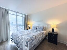 Lux Lakeview Suite CNTower Free Parking