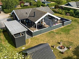 5 Star Holiday Home in Assens