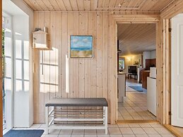 5 Star Holiday Home in Saeby