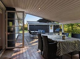 5 Star Holiday Home in Saeby