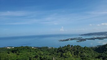 BAYVIEW LUXURY RETREATS