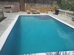 BAYVIEW LUXURY RETREATS