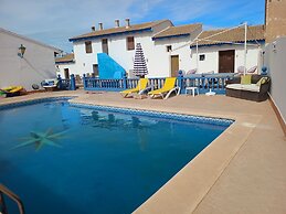 El Oasis Morado