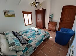 El Oasis Morado