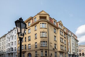 Apartment & Parking