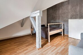 Apartment & Parking