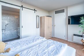 2 Person sea View Apartment