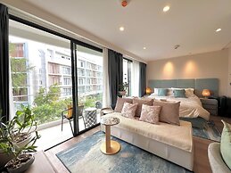 1BR 5Min Walk to BeachPool&Gym C243