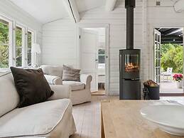 4 Star Holiday Home in Dronningmolle