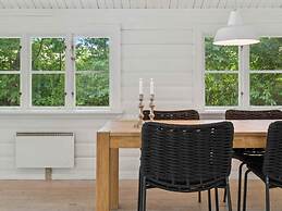 4 Star Holiday Home in Dronningmolle