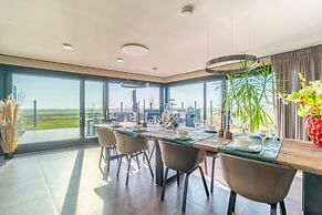 Modern, Luxurious and Sustainable Nature Villa