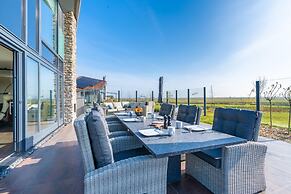 Modern, Luxurious and Sustainable Nature Villa