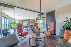 Modern, Luxurious and Sustainable Nature Villa