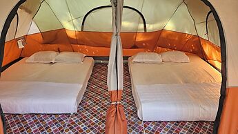 Marine Bay Glamping Beach Resort