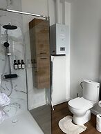 Stylish 1BR plus LR Apt Ghent Castle