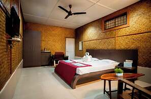 Palm grove eco resort