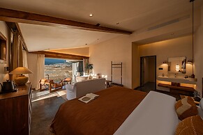 Lijiang Tennessee farmhouse hotel
