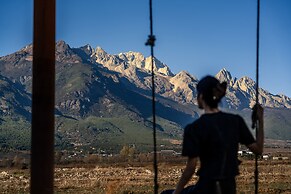 Lijiang Tennessee farmhouse hotel